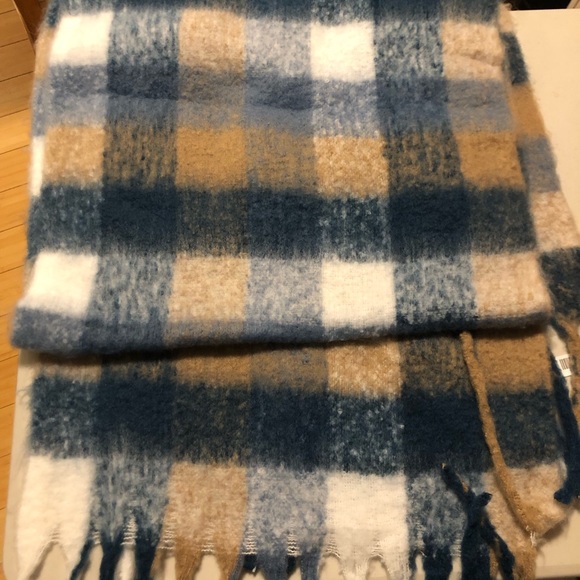 Aeropostale blanket scarf blue plaid - Picture 2 of 2